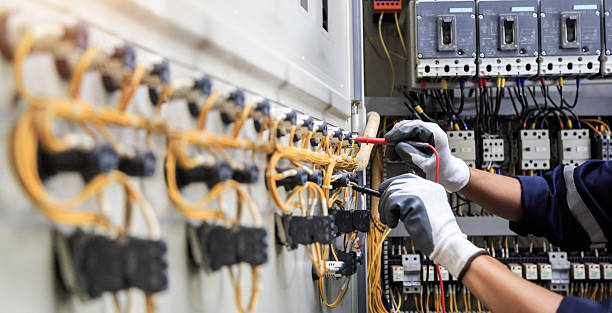 Professional Electrician technician working in Apache, OK